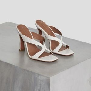 BCBGMAXAZRIA Ines Leather Sandal - SIZE 6 (36)